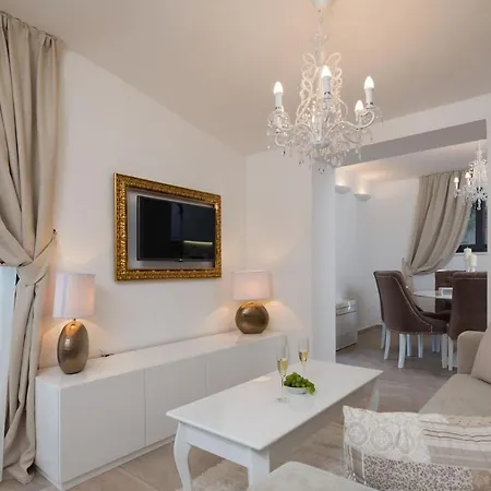 Luxurious Princess J 세비드